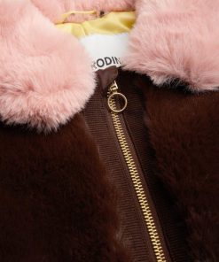 Vogueroute.shope085fdfcad 3